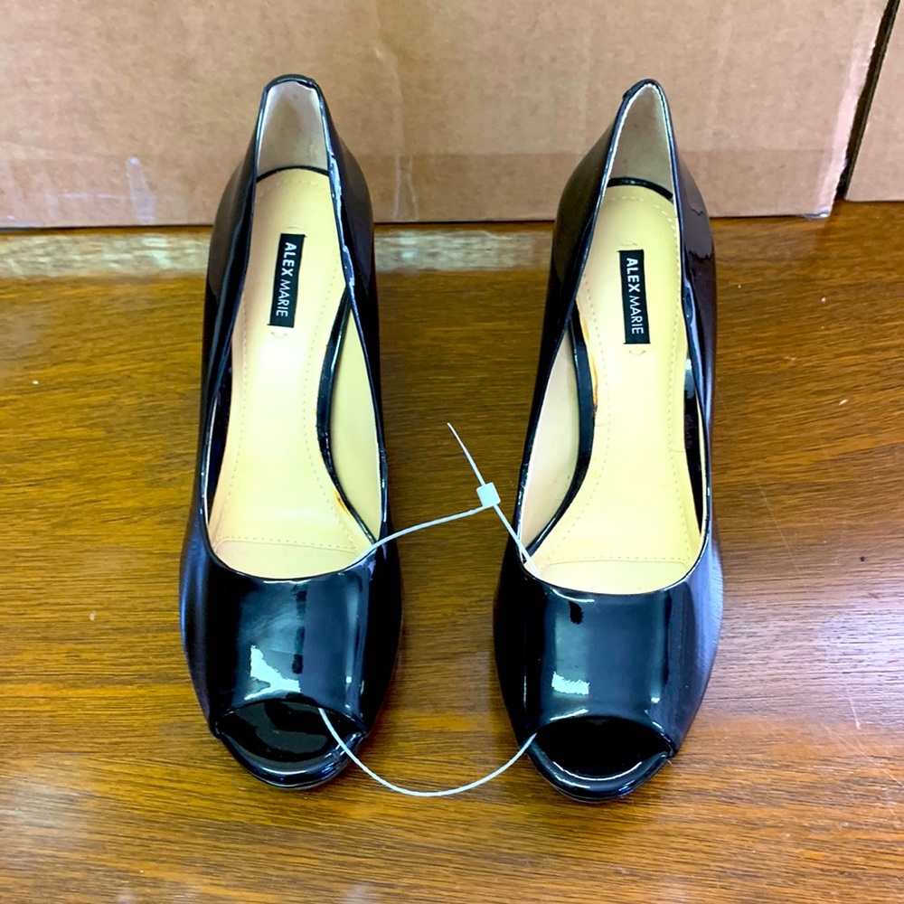 Alex Marie Black leather peep toe platform pumps size 7 M